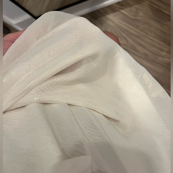 BCBG Shift Dress 🤍 - Picture 11 of 16